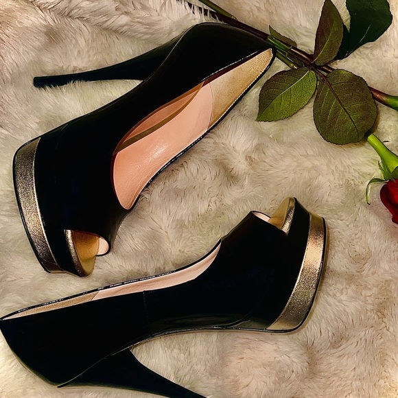 Black Versace Stilettos/High Heals with Gold Toe Trim - Picture 10 of 12